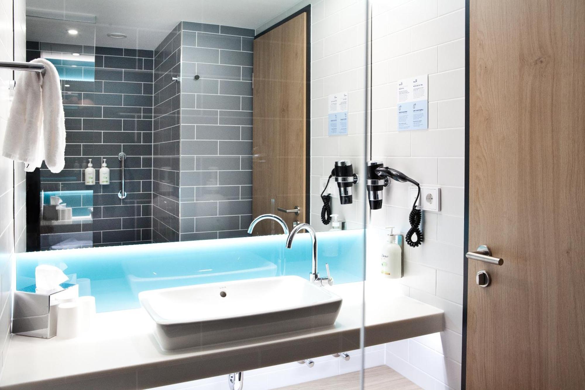 Holiday Inn Express Fuerth By Ihg Exterior photo