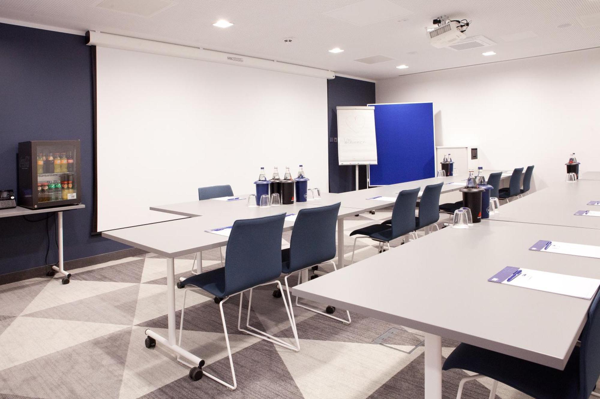 Holiday Inn Express Fuerth By Ihg Exterior photo
