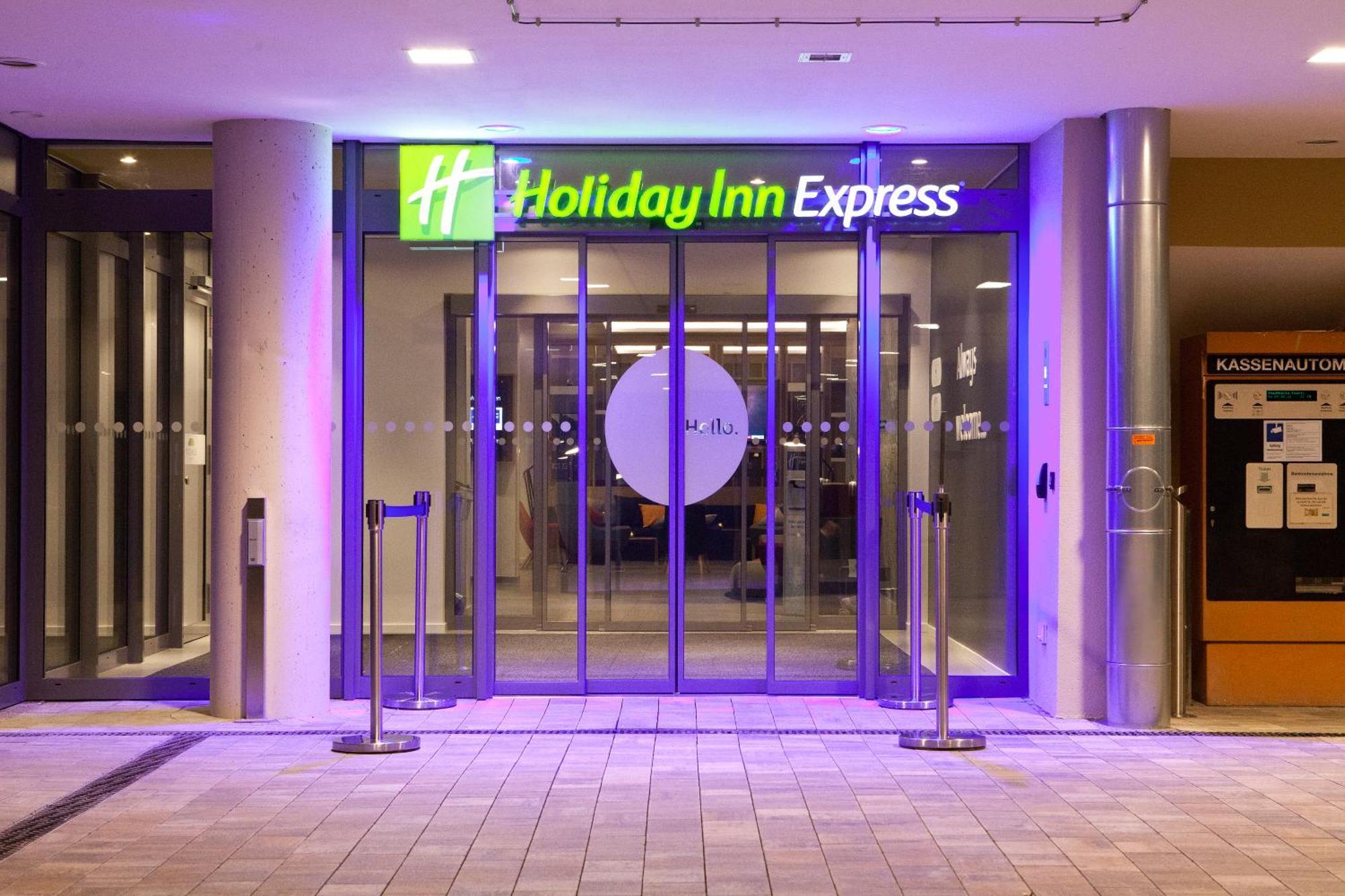 Holiday Inn Express Fuerth By Ihg Exterior photo